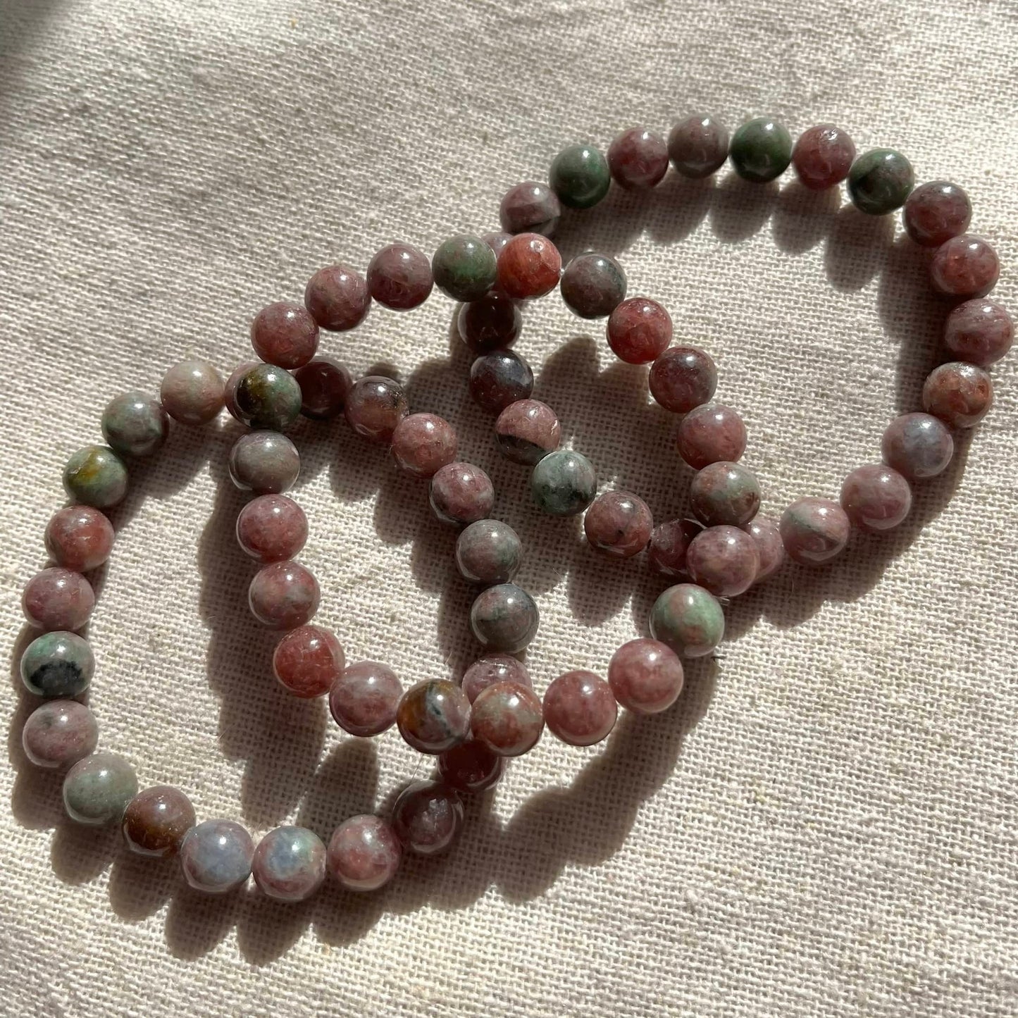 Red Green Garnet 8mm Beaded Bracelet - Growth