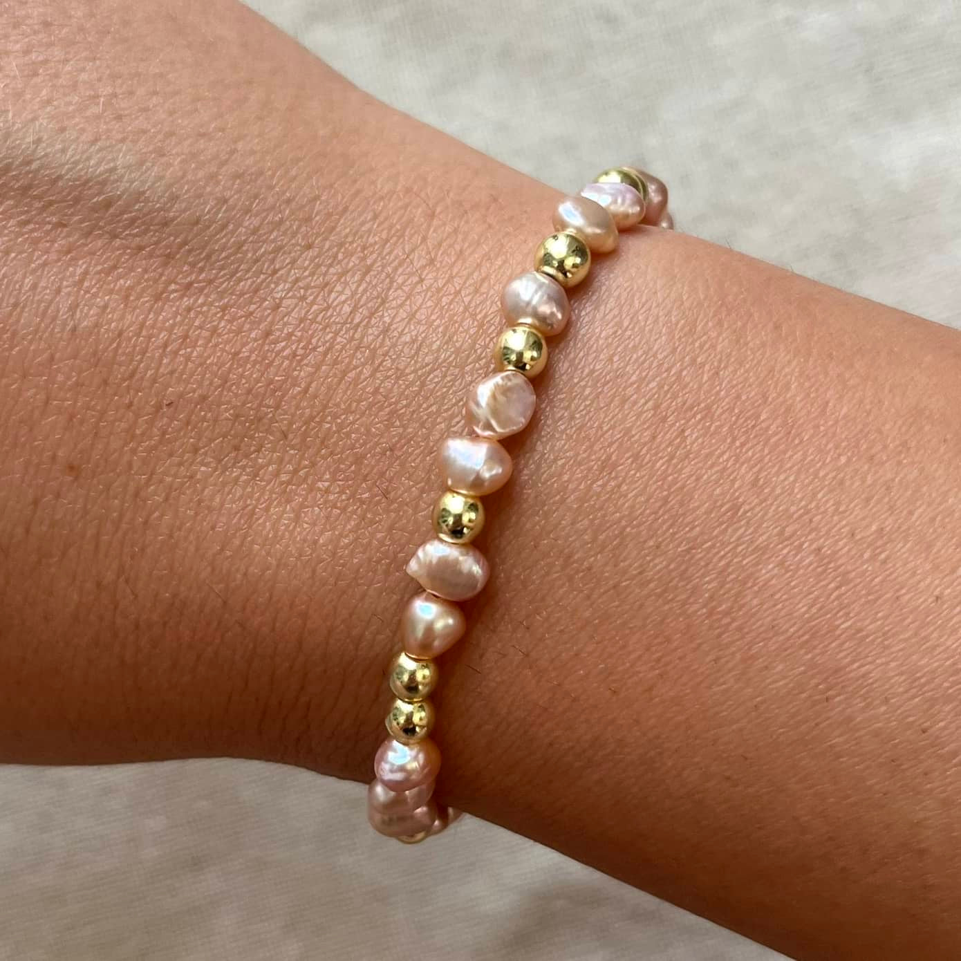 Enchanted Aura Pearl Bracelet