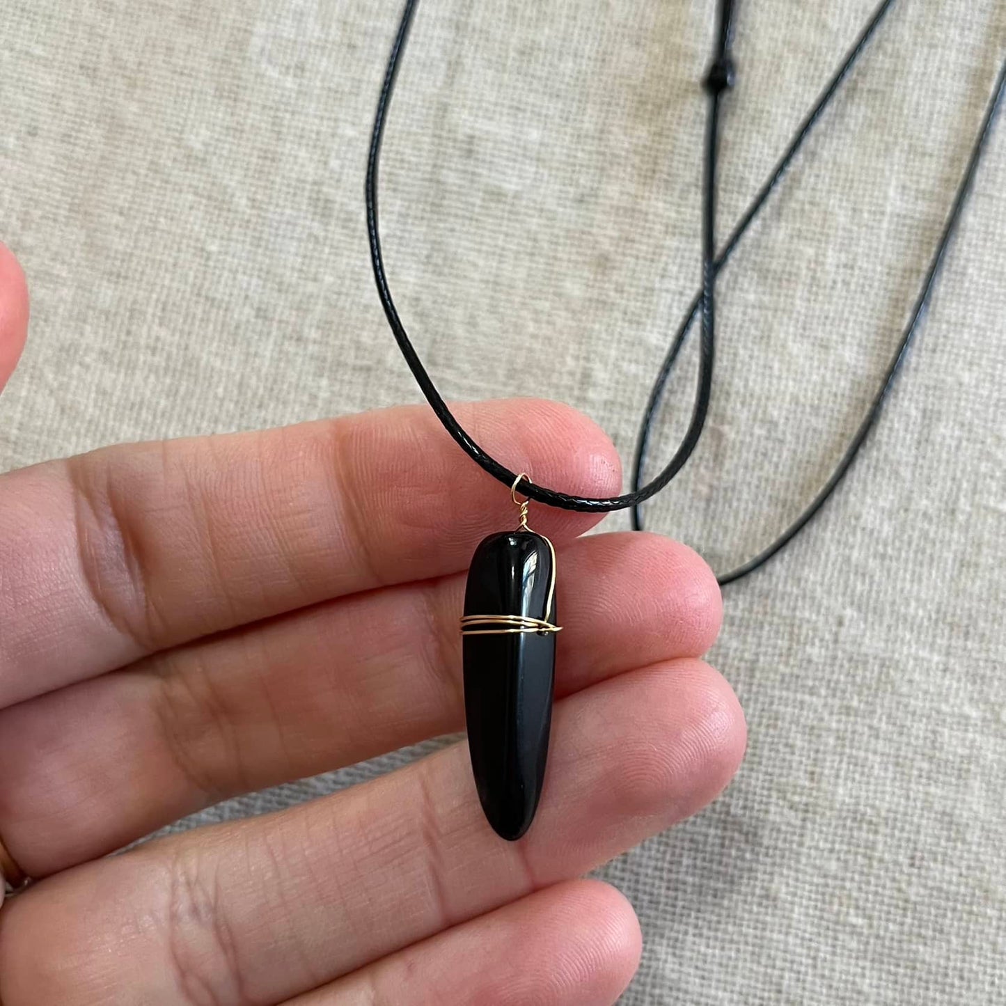 Divinity Pendant - Obsidian