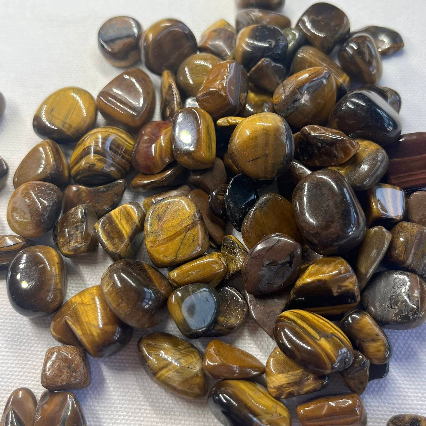 Tiger Eye Tumble Stone