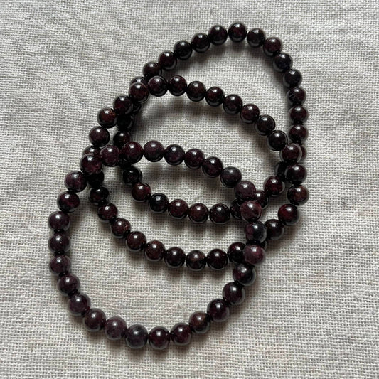 Garnet 6mm Beaded Bracelet - Passion