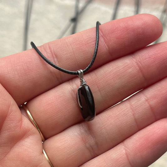 Geo Pendant - Shungite